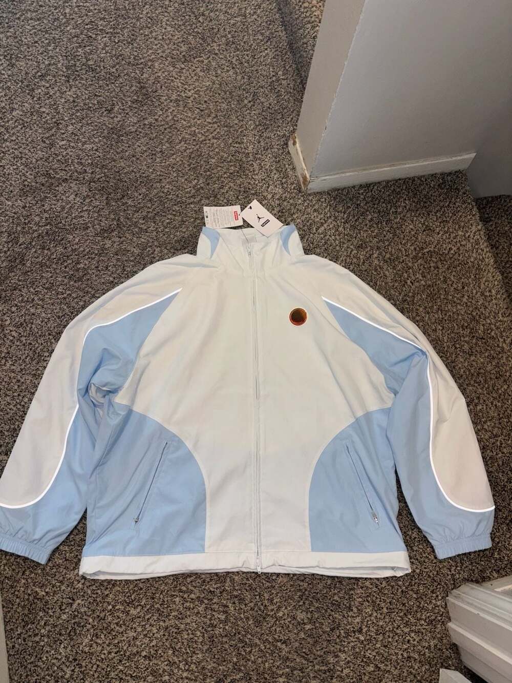 Supreme x Jordan Track Jacket White / Light Blue. NWT. Large - Picture 2 of 8